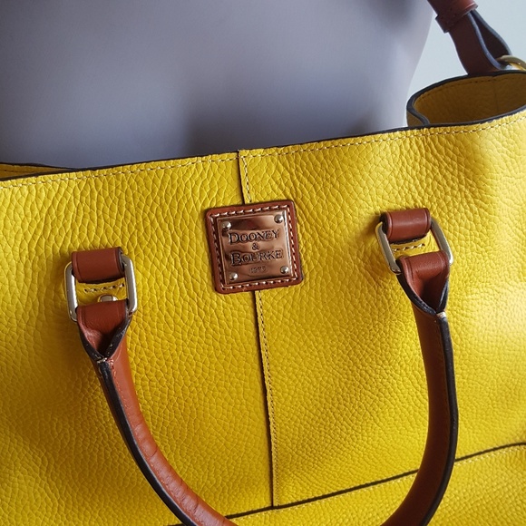 Dooney & Bourke Shoulder Bag - Picture 4 of 4